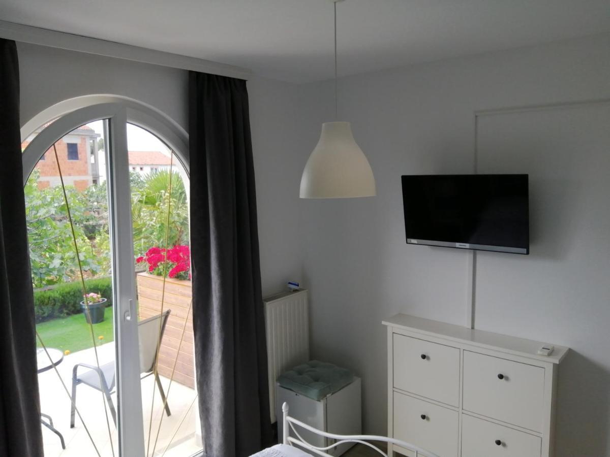 Marko Rooms Крк Екстер'єр фото