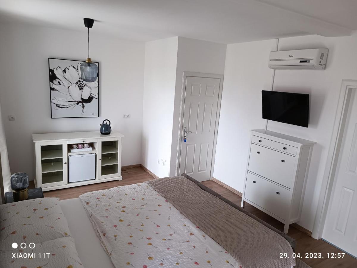 Marko Rooms Крк Екстер'єр фото